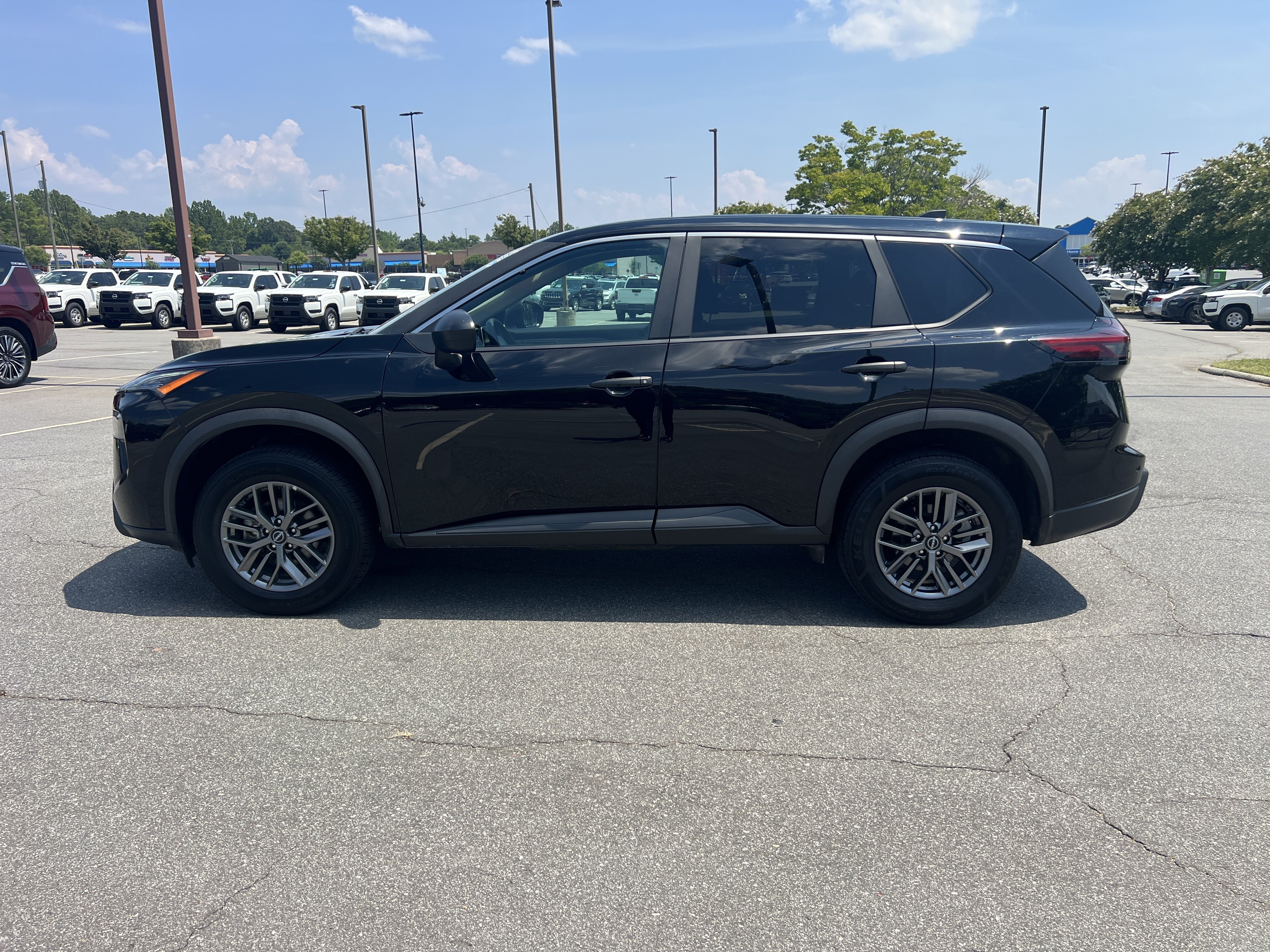 Certified Used 2024 Super Black Nissan S image 8