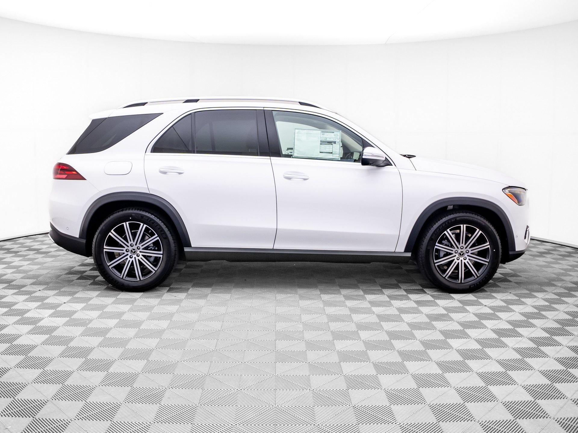 New 2026 Polar White Mercedes-Benz GLE 350 image 47