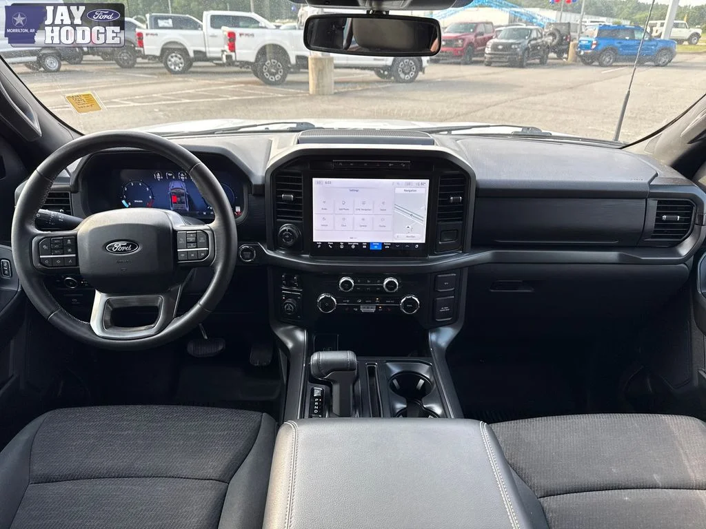 Used 2024 Oxford White Ford XLT image 25