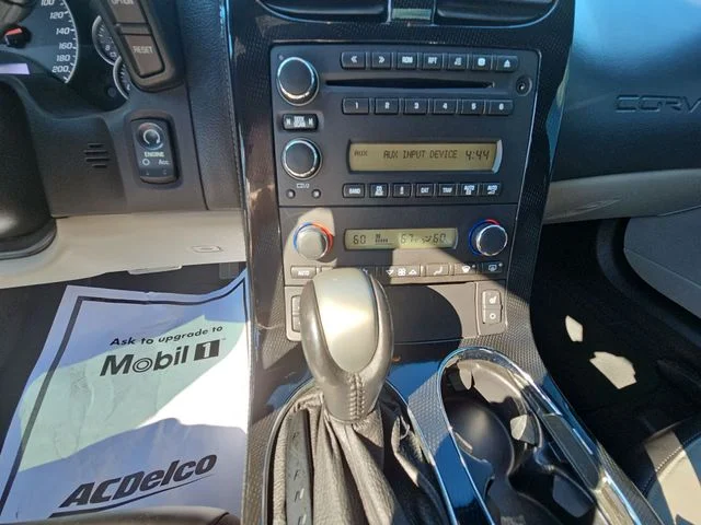 Used 2008 Silver Chevrolet 3LT image 38