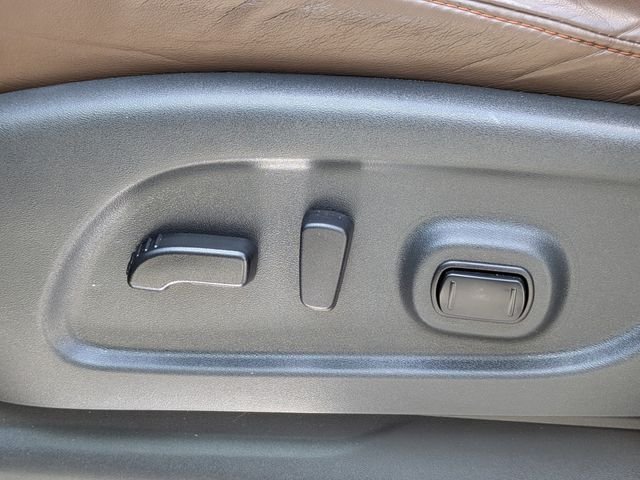 Used 2017 Blue Nissan Platinum Reserve image 22
