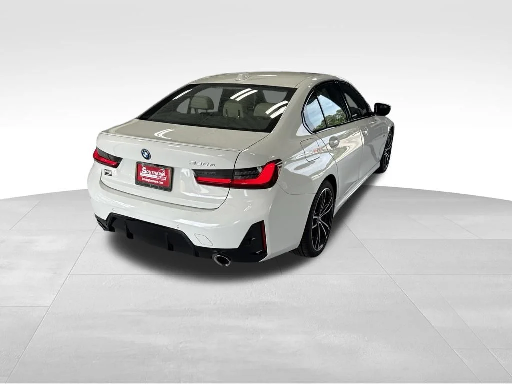 Used 2023 White BMW 330e iPerformance image 5