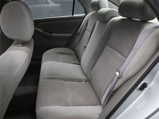 2008 Toyota Corolla LE photo 2