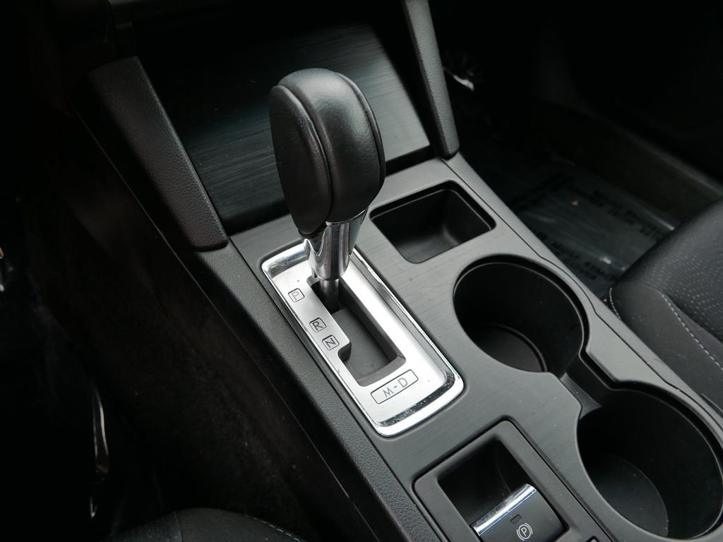 Used 2015 Black Subaru 2.5i image 25