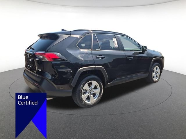 Used 2020 Black Toyota XLE image 3