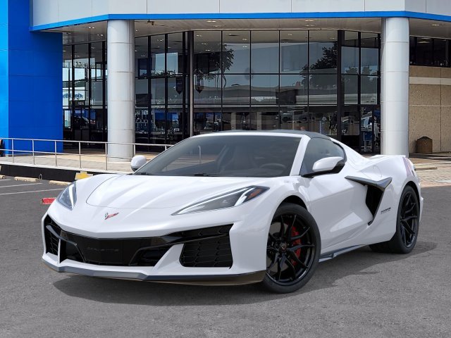 New 2027 Arctic White Chevrolet 2LT image 6