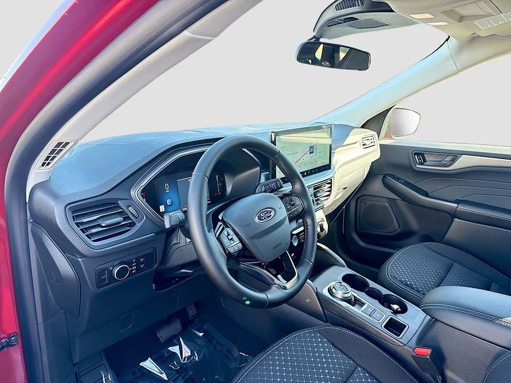 New 2026 Rapid Red Metallic Tinted Clearcoat Ford Active® image 20