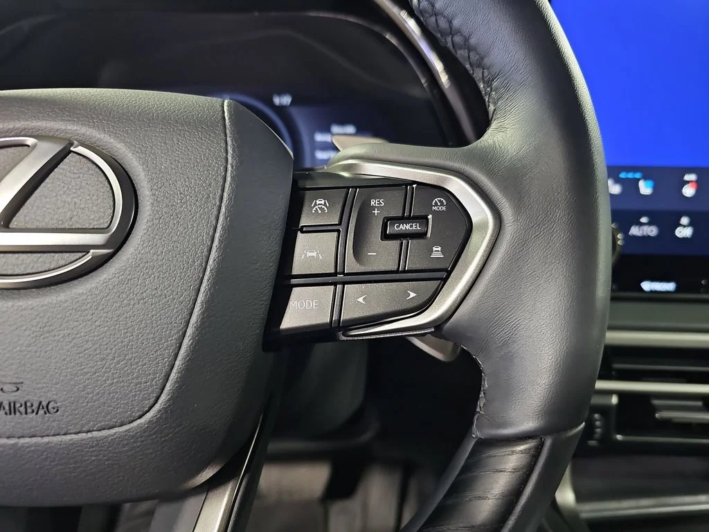 Certified Used 2025 Black Lexus 350h Premium image 19