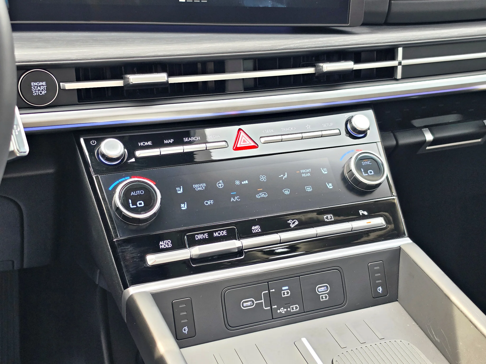 New 2026 Hampton Gray Hyundai Limited 7P image 17