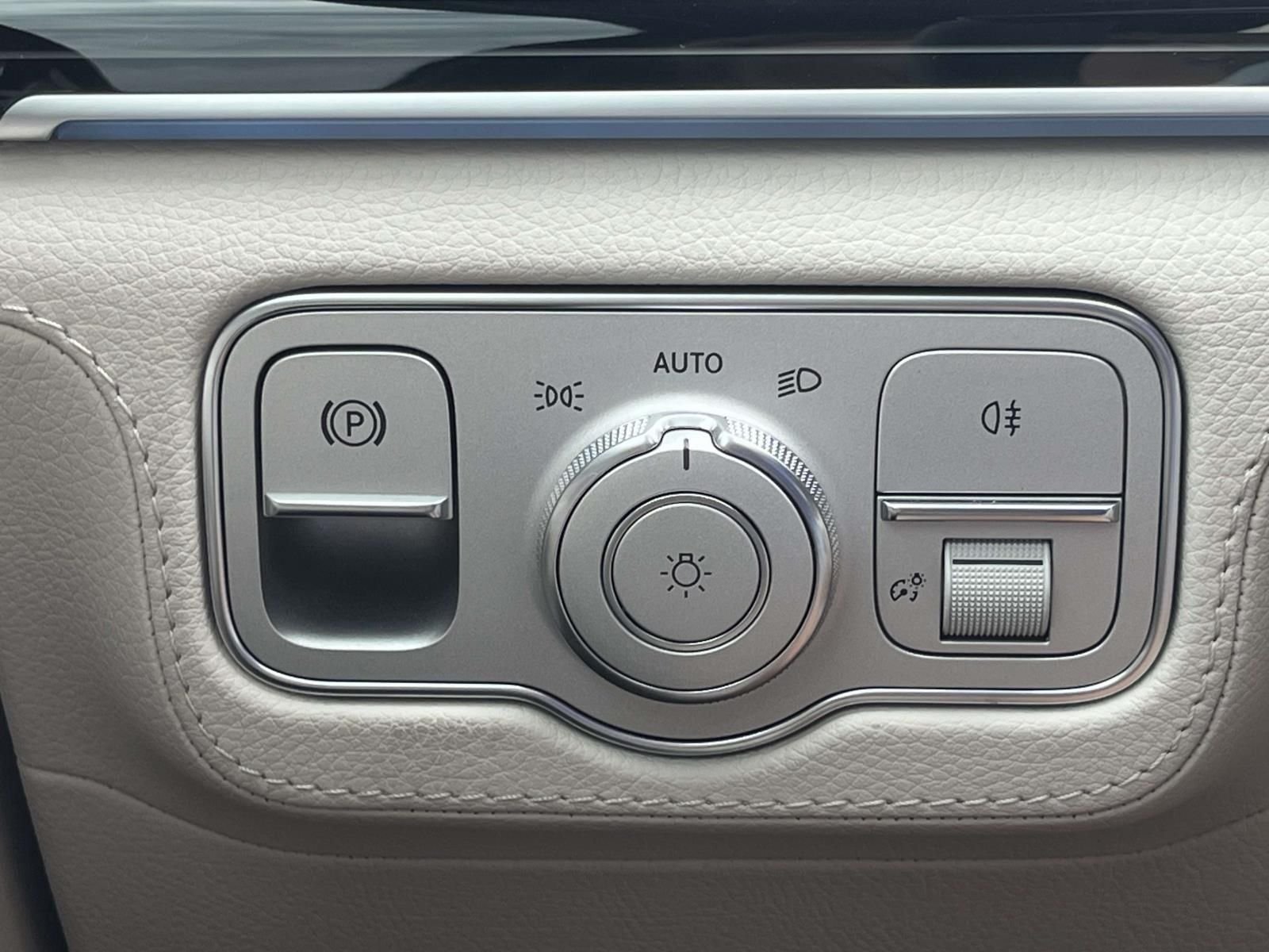 Certified Used 2024 MANUFAKTUR Alpine Gray Mercedes-Benz GLE 450e image 40