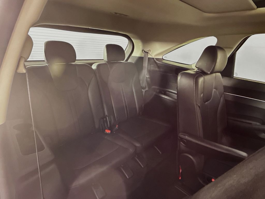 Used 2022 Gray Kia X-Line EX image 29