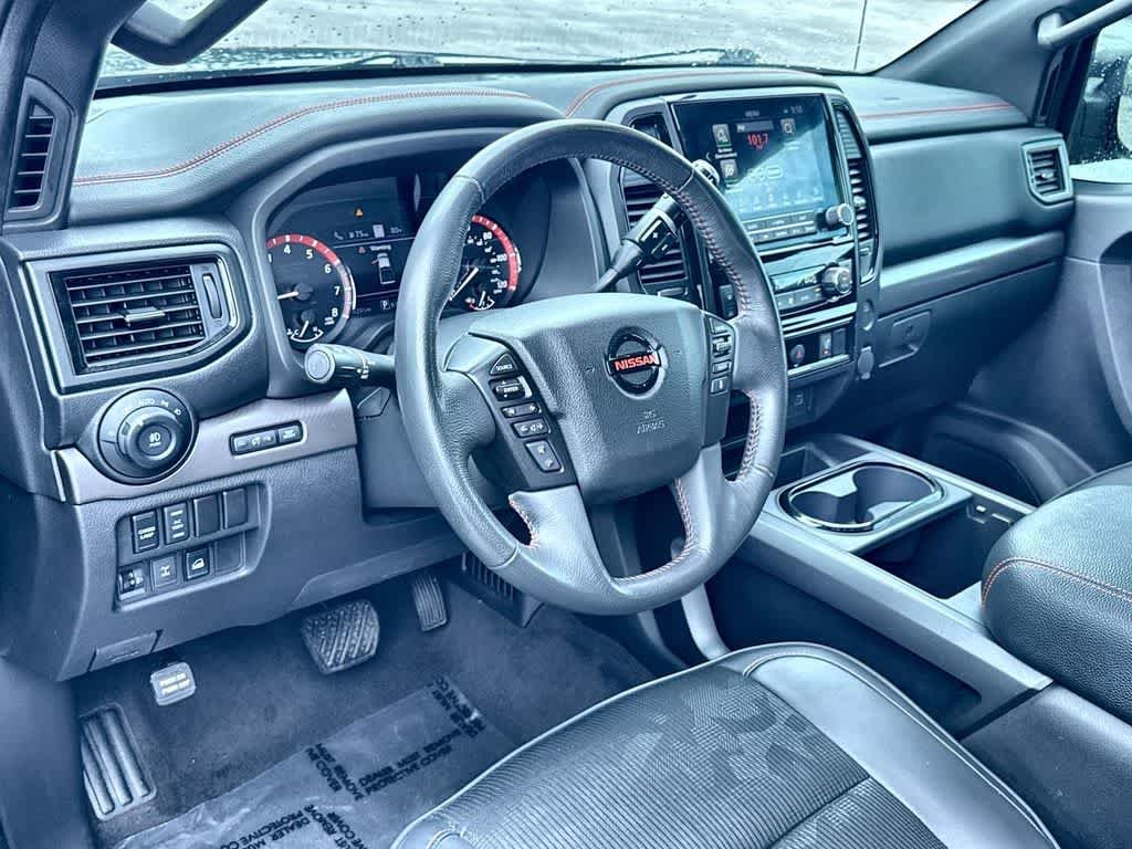 Used 2021 Deep Blue Pearl Metallic Nissan PRO-4X image 13