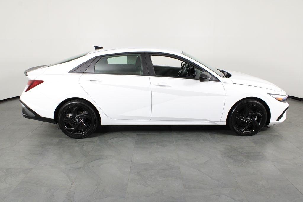 Certified Used 2026 White Hyundai SEL Sport image 15