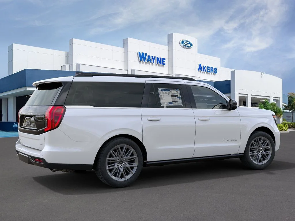 New 2027 Star White Metallic Tri-Coat Ford Platinum image 5