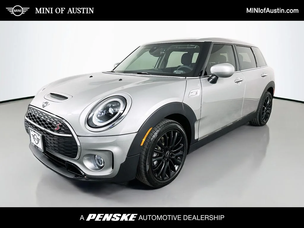 2024 MINI Clubman Cooper S's photo