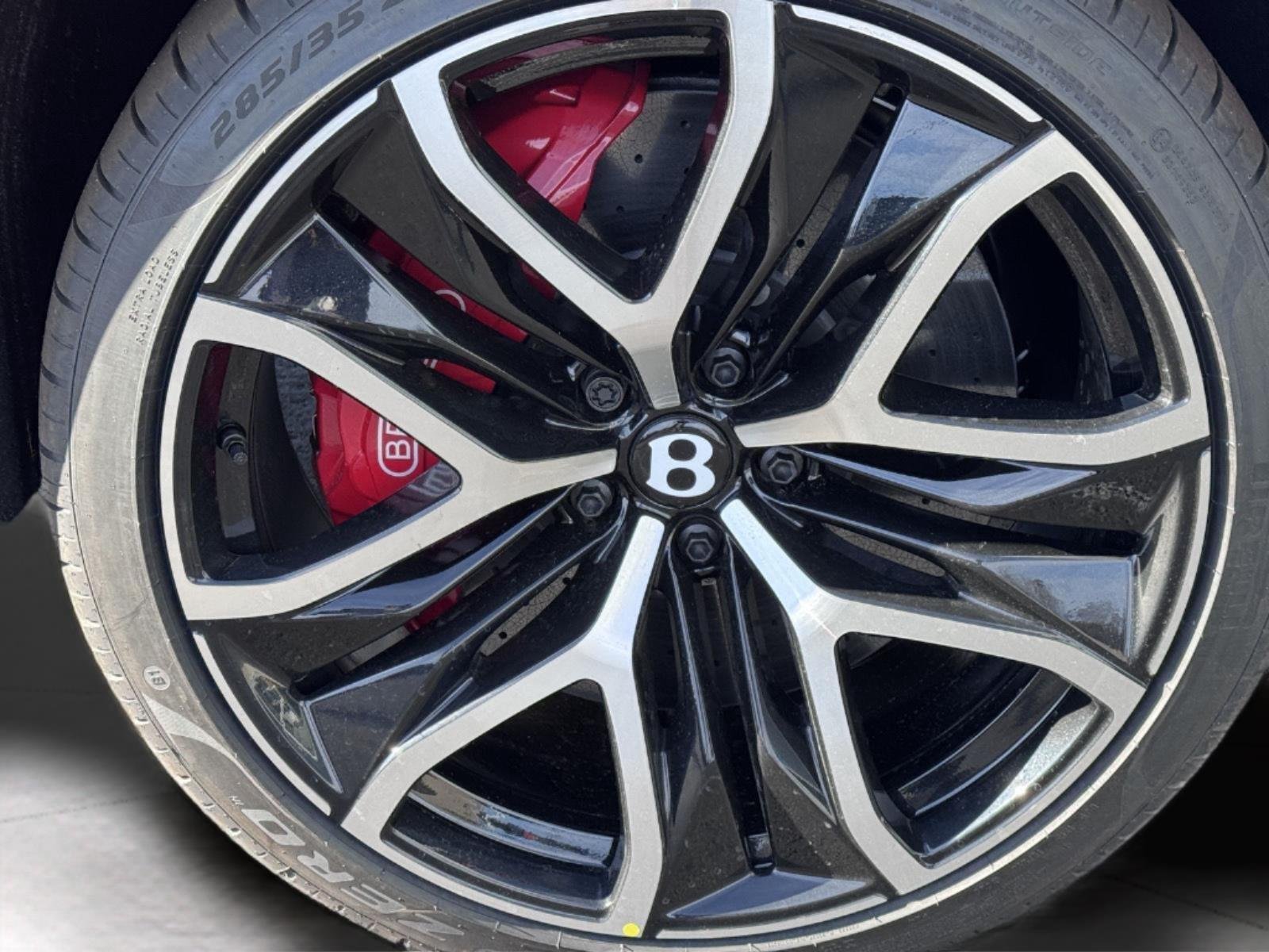 New 2026 ST JAMES RED PE Bentley Speed image 73