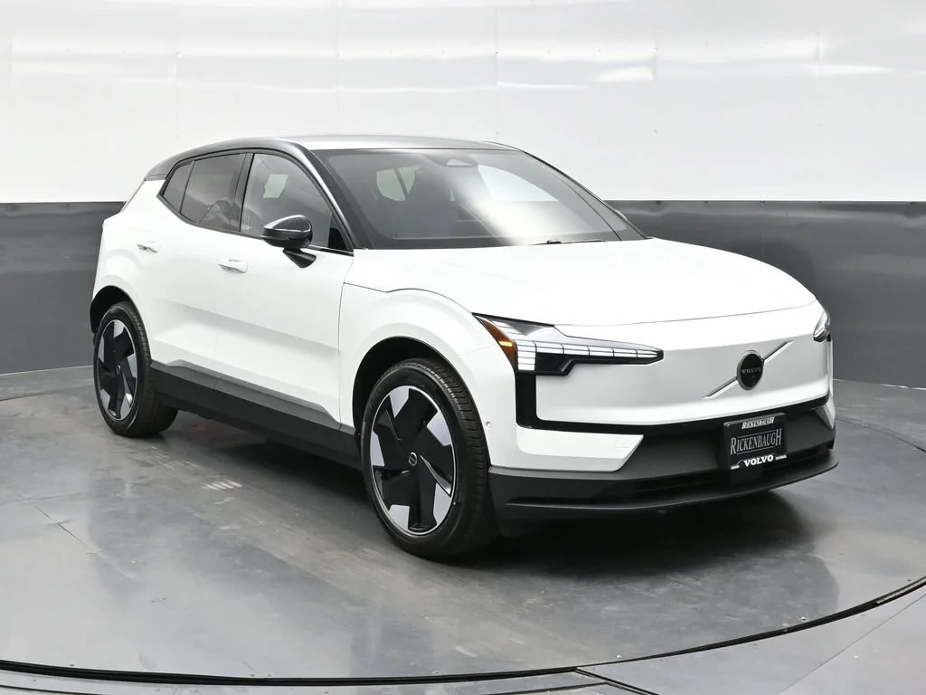 New 2026 Crystal White Volvo Twin Motor Performance Ultra image 1