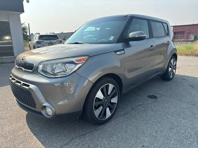 Used 2016 Titanium Gray Kia Exclaim image 4
