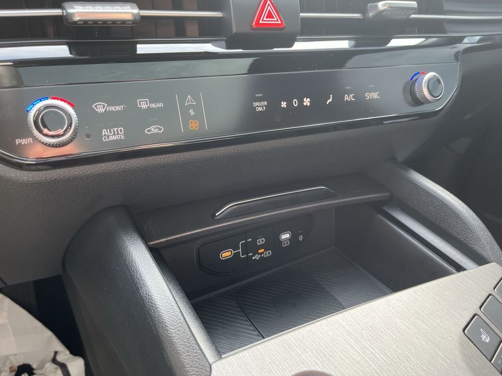 Used 2026 Gray Kia X-Line image 18