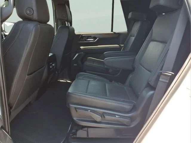 Used 2025 Summit White GMC Denali image 21