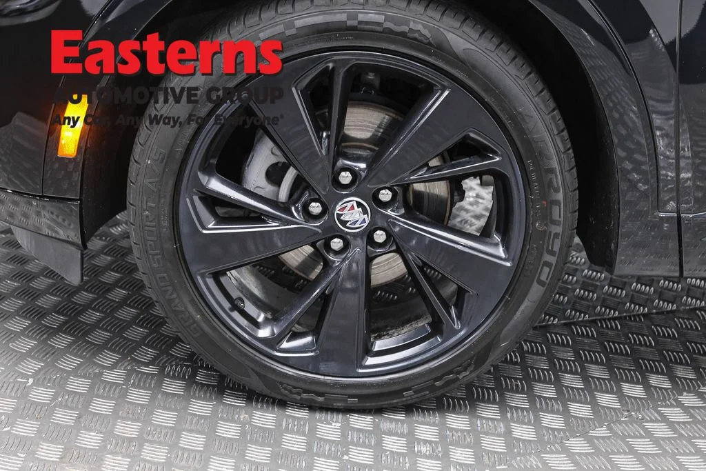 Used 2023 Black Buick Essence image 33