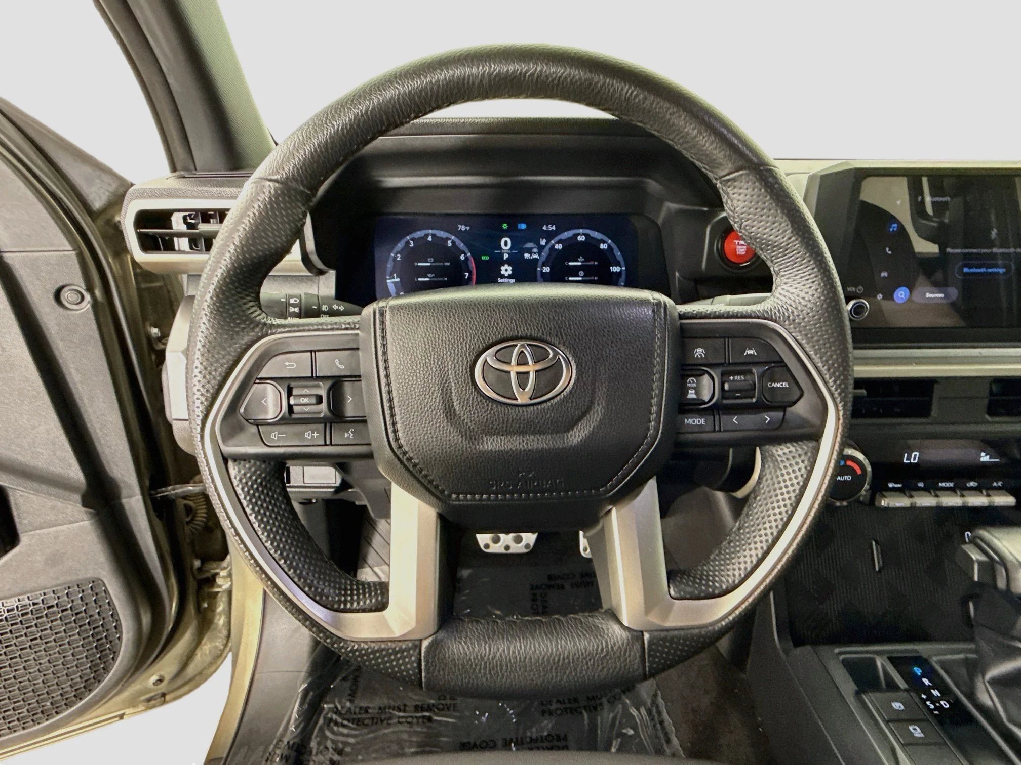 Used 2024  Toyota SR5 image 13