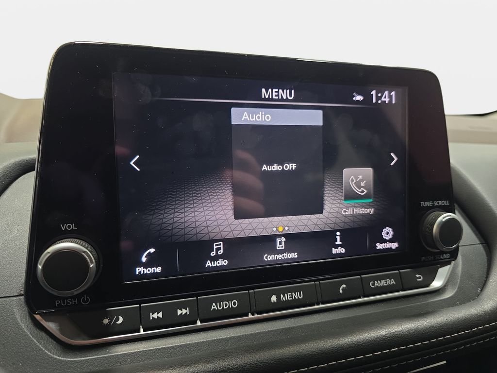 Used 2022 Scarlet Ember Tintcoat Nissan SV image 17