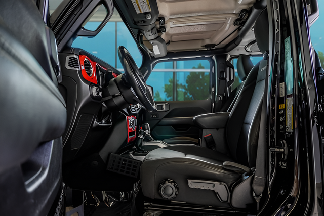 Used 2022 Black Jeep Overland image 36