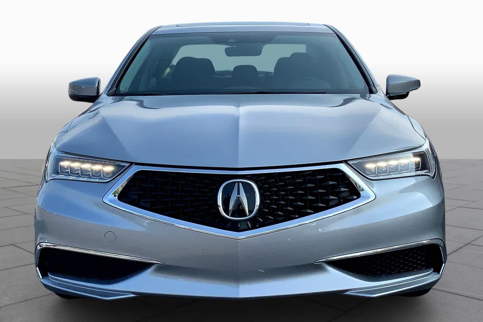 Certified Used 2019 Lunar Silver Metallic Acura  image 4