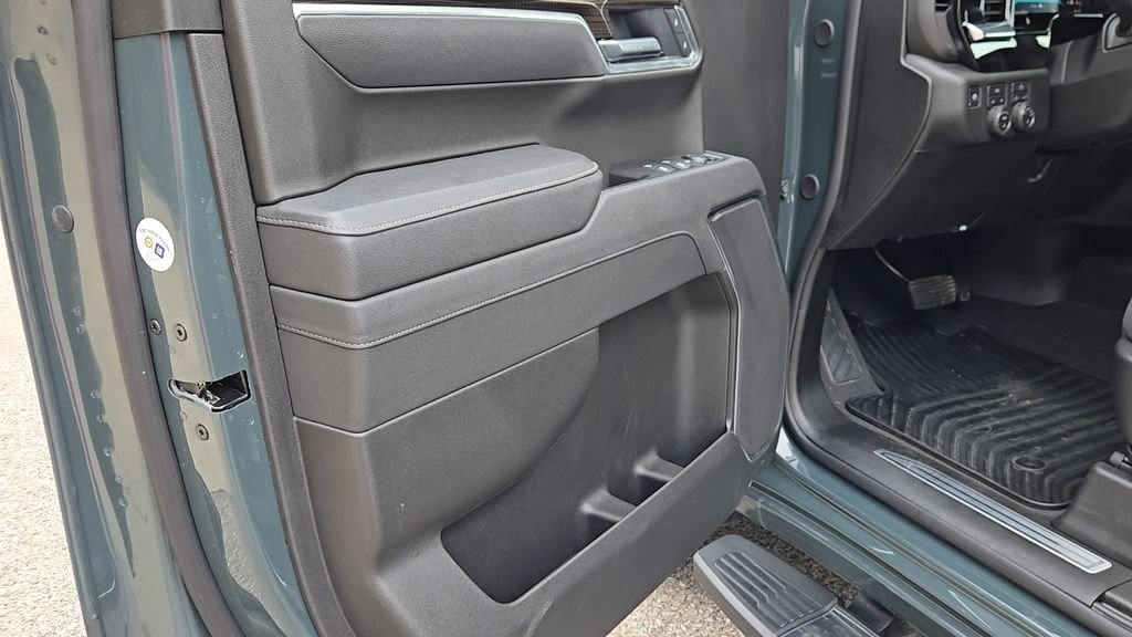 Used 2026 Gray Chevrolet LT image 7