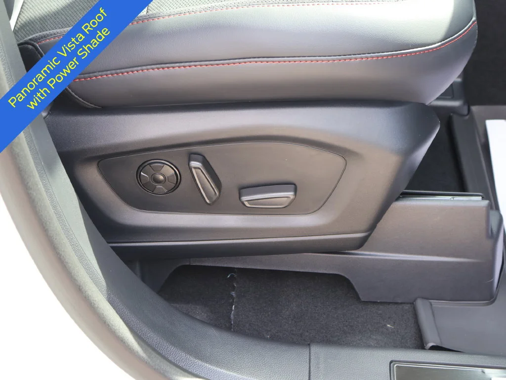 New 2027 Star White Metallic Tri-Coat Ford ST image 9