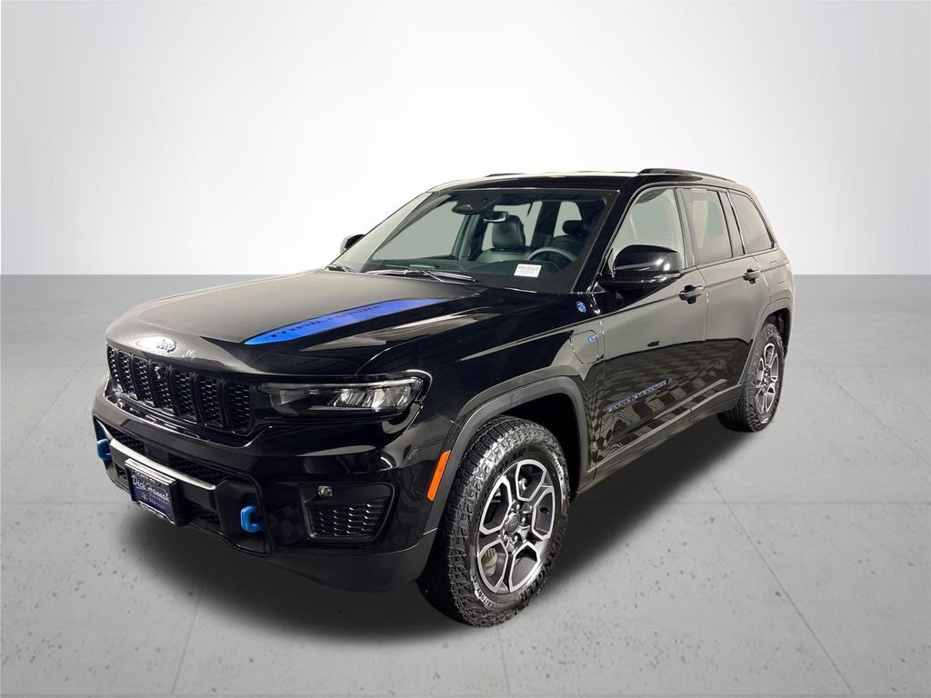 Used 2022 Jeep Grand Cherokee Trailhawk 4xe with VIN 1C4RJYC68N8767462 for sale in Gladstone, OR
