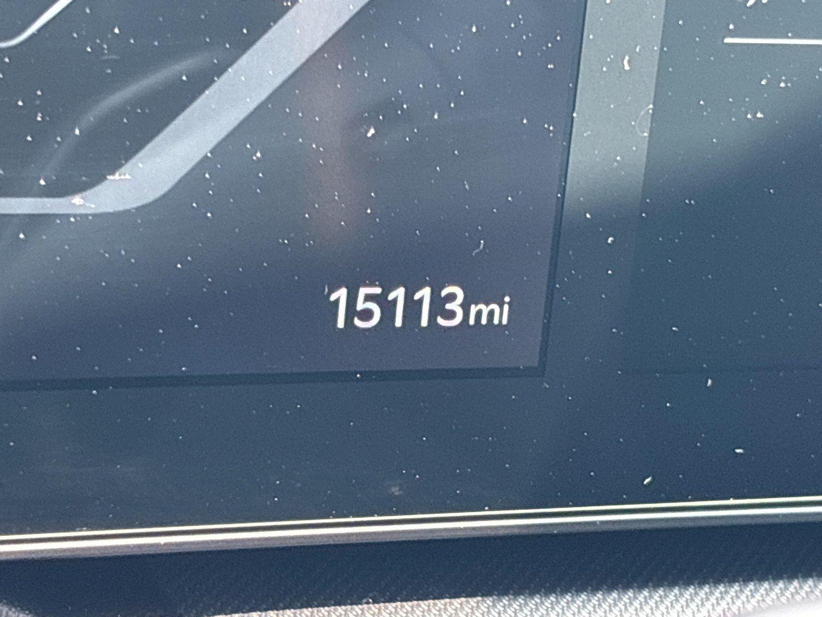 Used 2025 Interstellar Gray Kia EX image 22