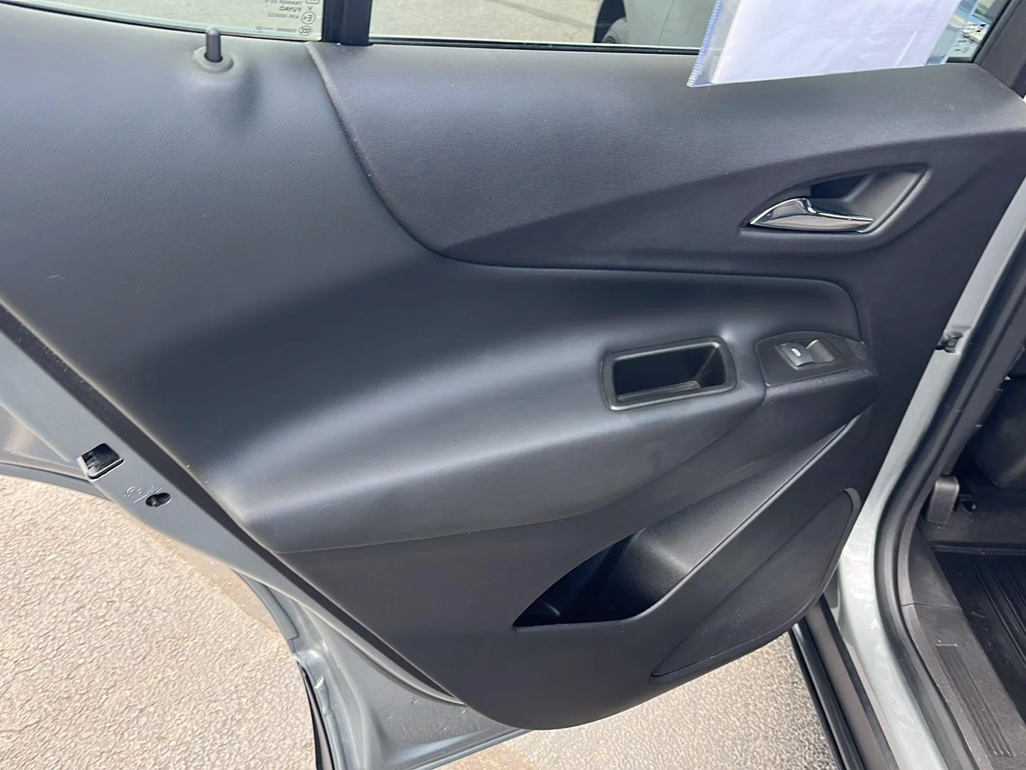 Used 2024 Sterling Gray Metallic Chevrolet LT image 21