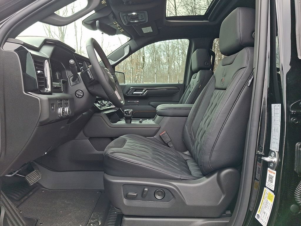 New 2026 Onyx Black GMC AT4 image 7