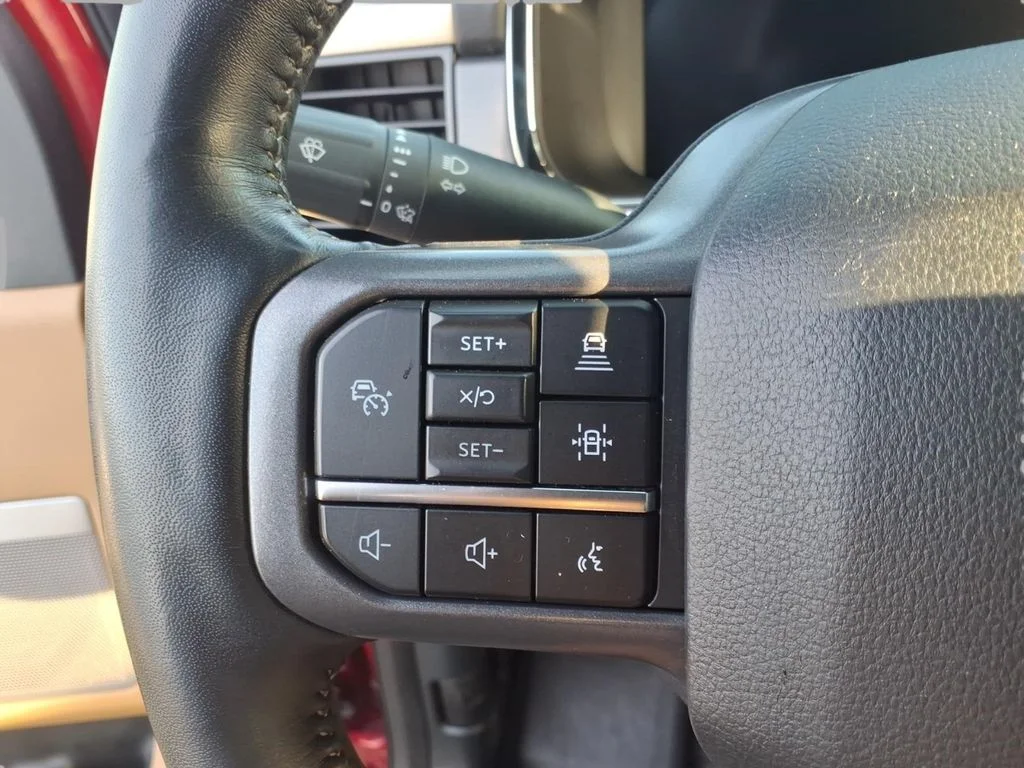 Used 2023 Red Ford Lariat image 26
