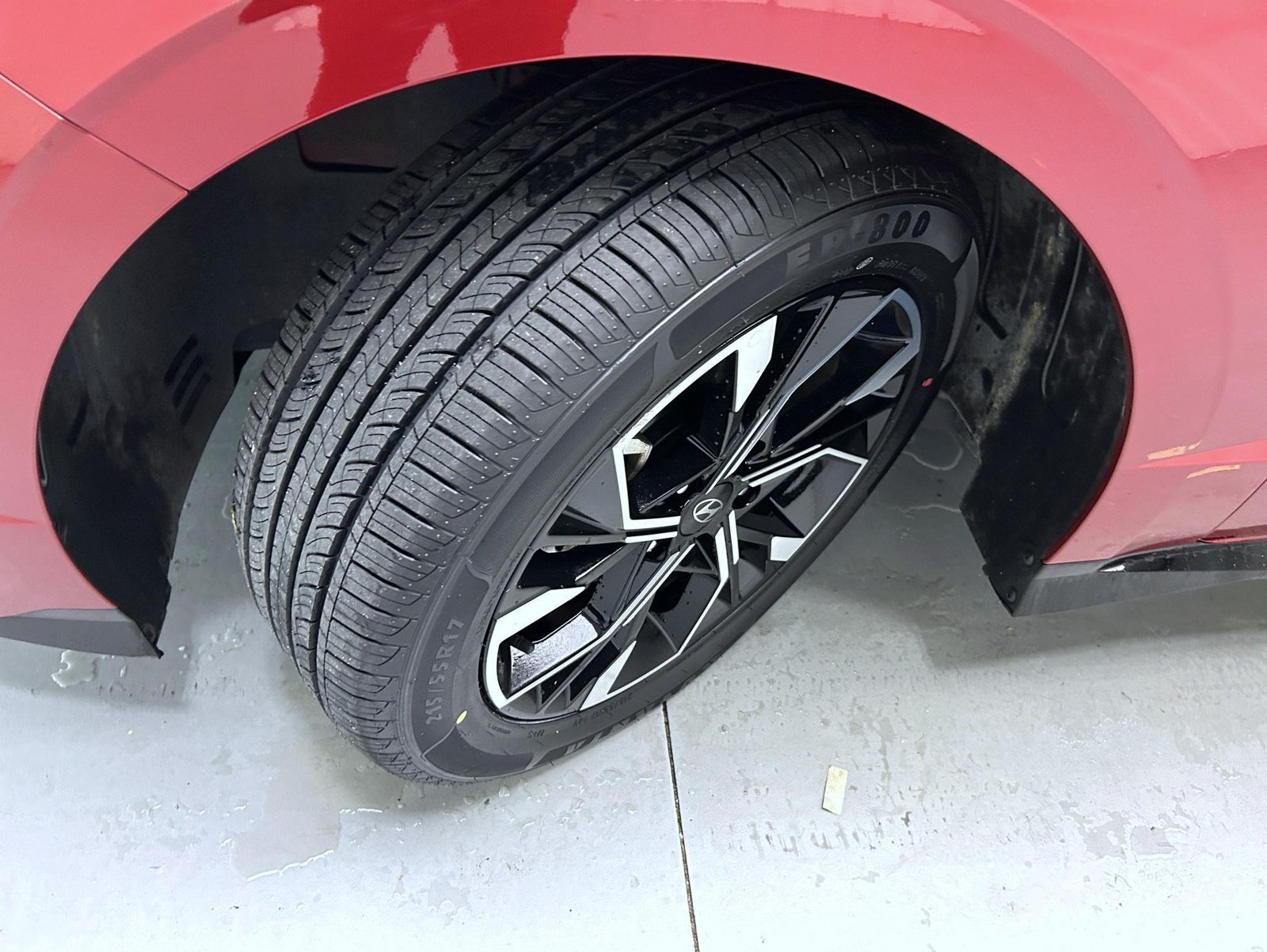 Used 2025 Red Hyundai SEL image 23