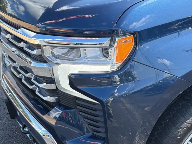 Used 2023 Northsky Blue Metallic Chevrolet LTZ image 8