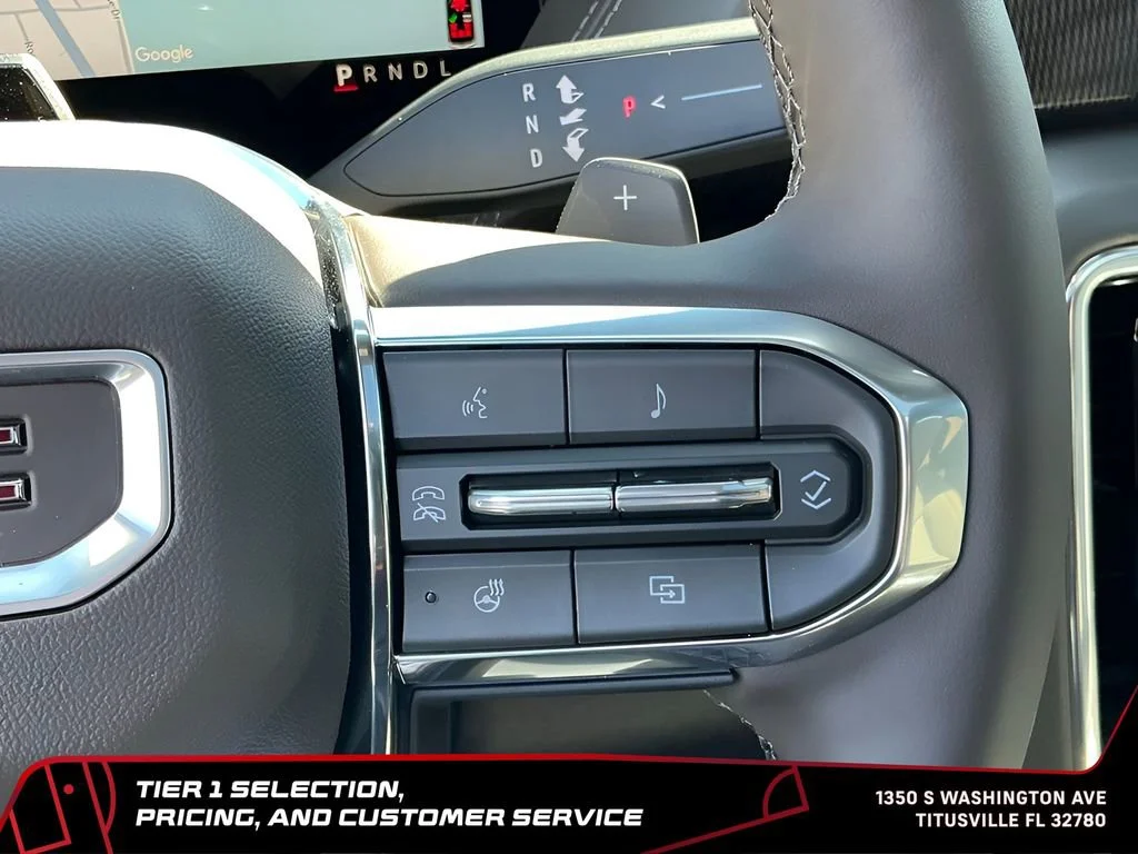 New 2026 Sterling Metallic GMC Elevation image 28