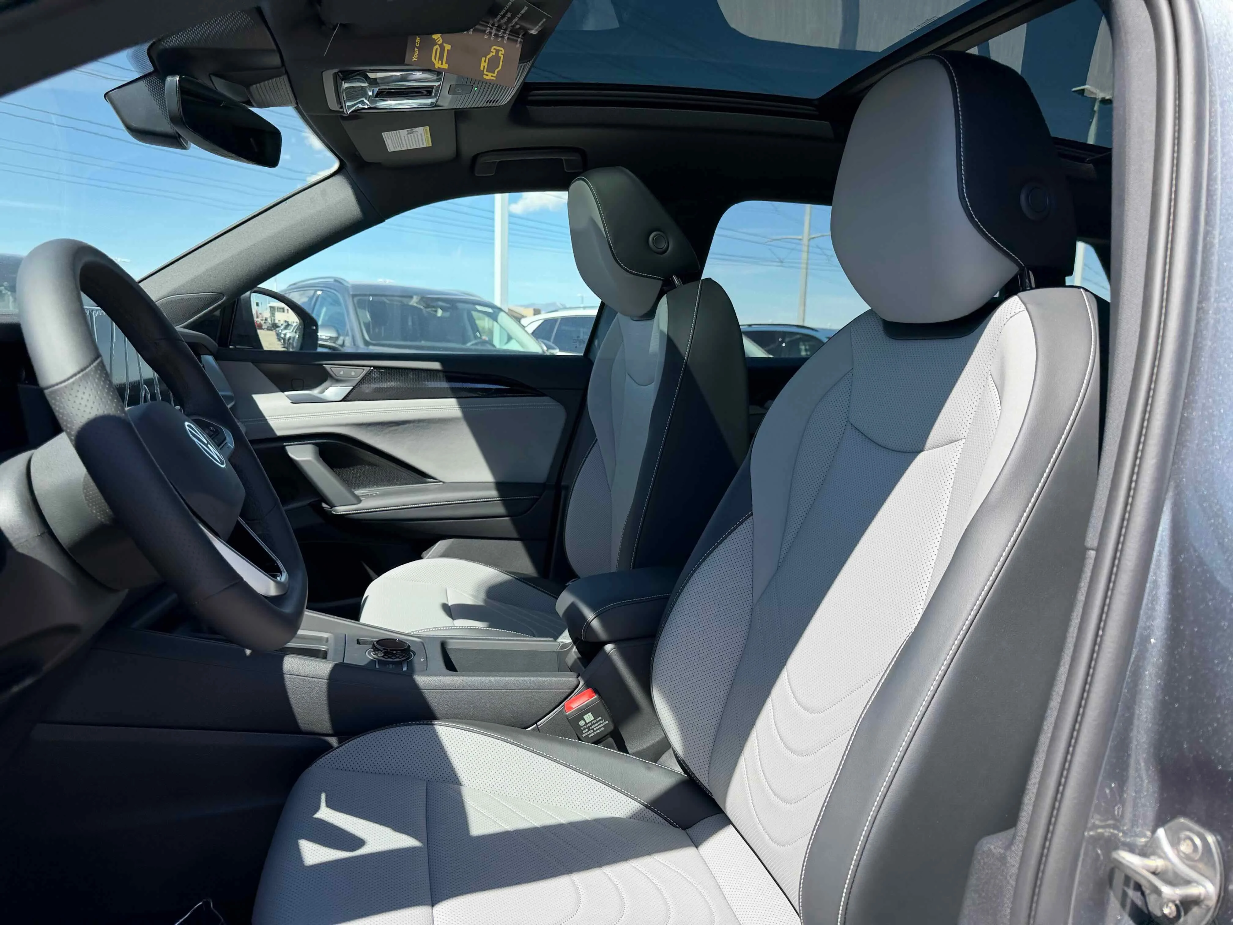 New 2026 Platinum Gray Volkswagen SE R-Line Black image 4