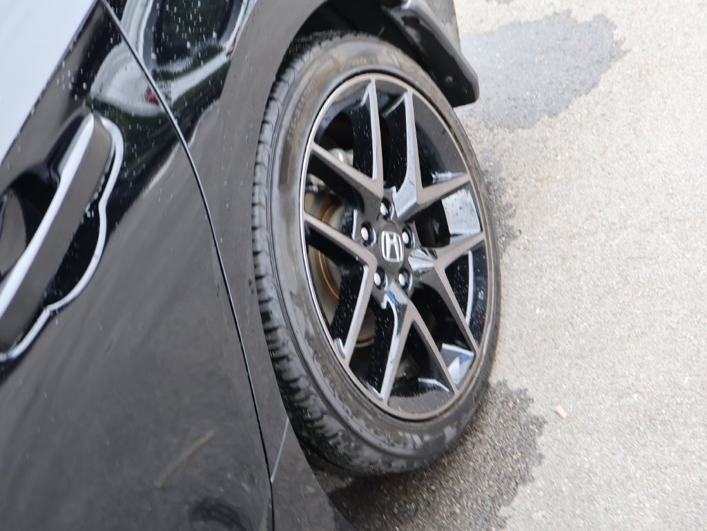 Used 2024  Honda Sport Touring image 34
