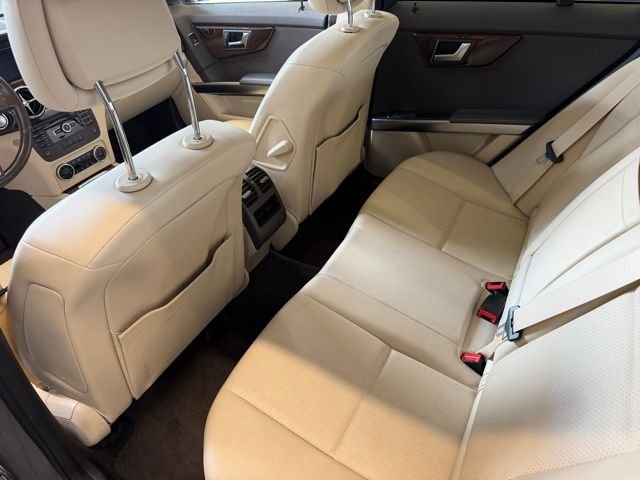 Used 2015 Gray Mercedes-Benz GLK 350 image 13