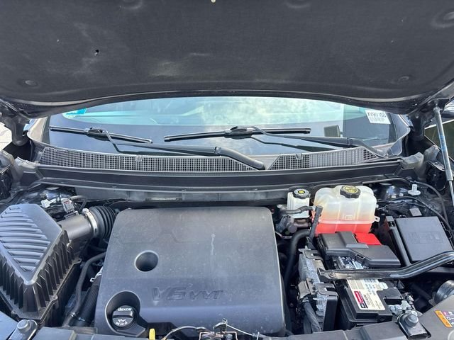 Used 2020 Black Chevrolet Premier image 37