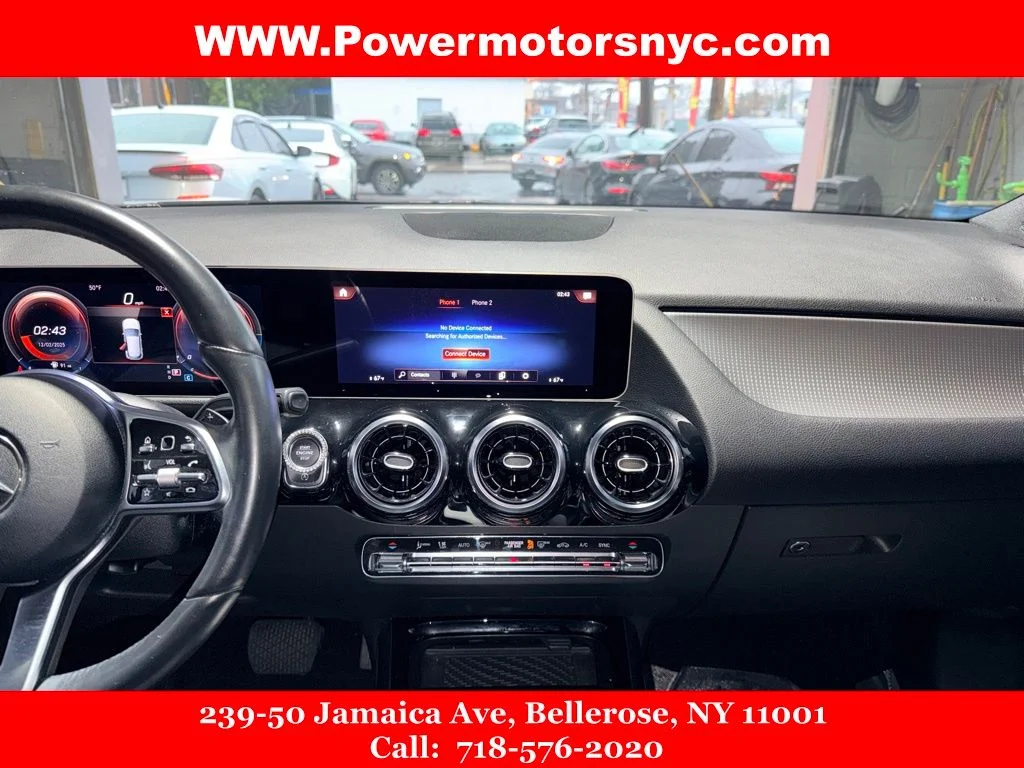 Used 2021 Black Mercedes-Benz GLA 250 image 22