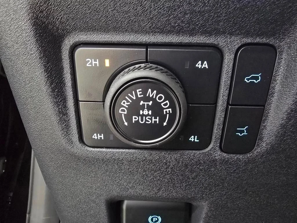 New 2027 Agate Black Metallic Ford Tremor® image 24