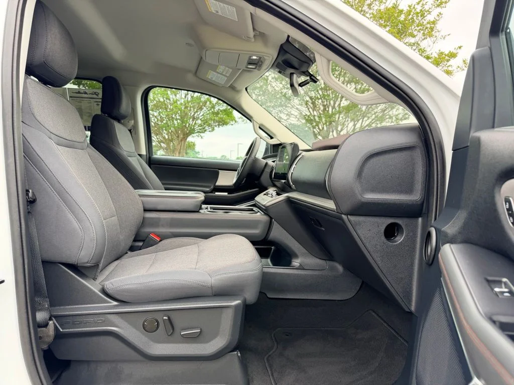 Used 2025 White Ford Active image 14