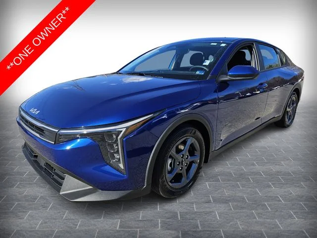 Used 2025 Blue Kia LXS image 3