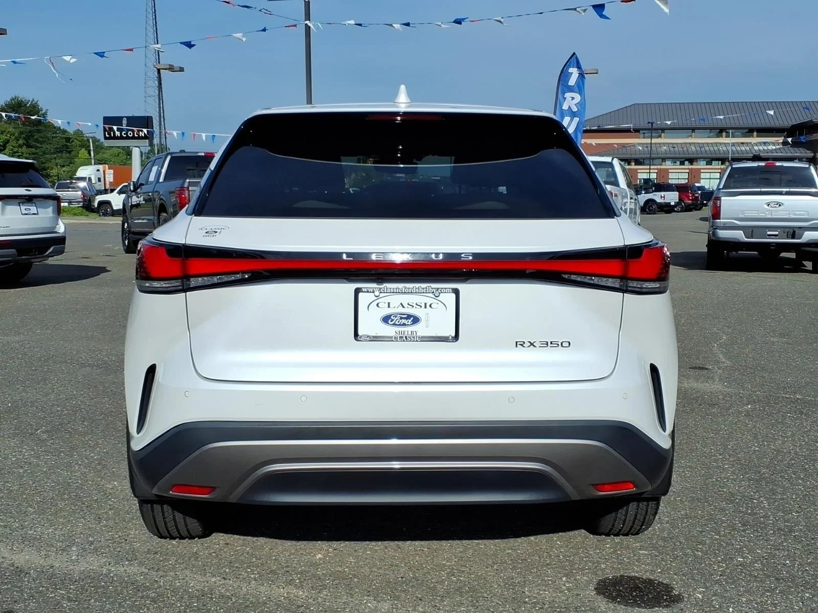 Used 2023 Eminent White Pearl Lexus RX 350 Luxury image 9