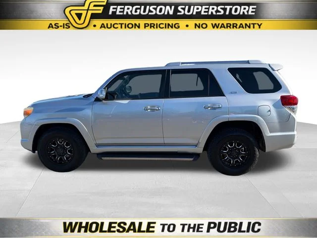 Used 2011 Silver Toyota SR5 image 4