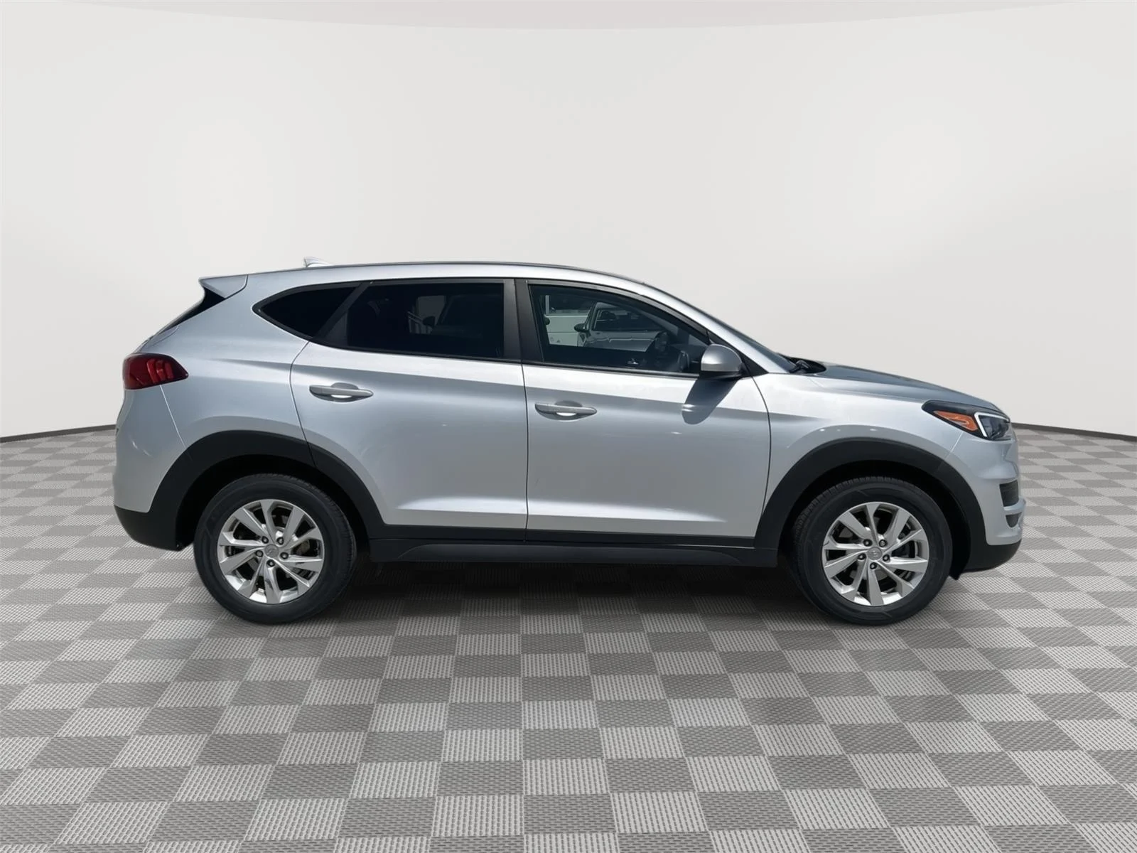 Certified Used 2019 WHITE Hyundai SE image 5